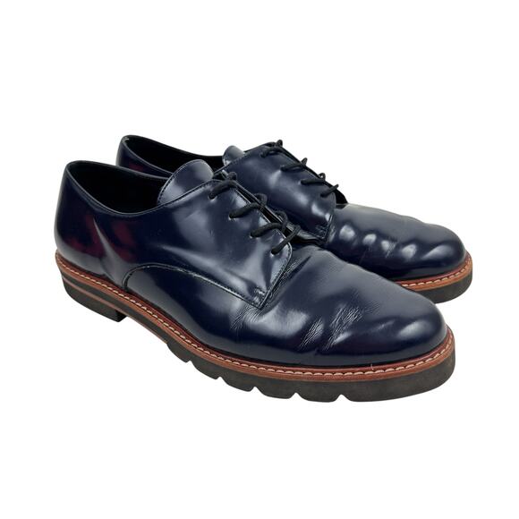 Stuart Weitzman Metro Oxfords - Picture 1 of 8